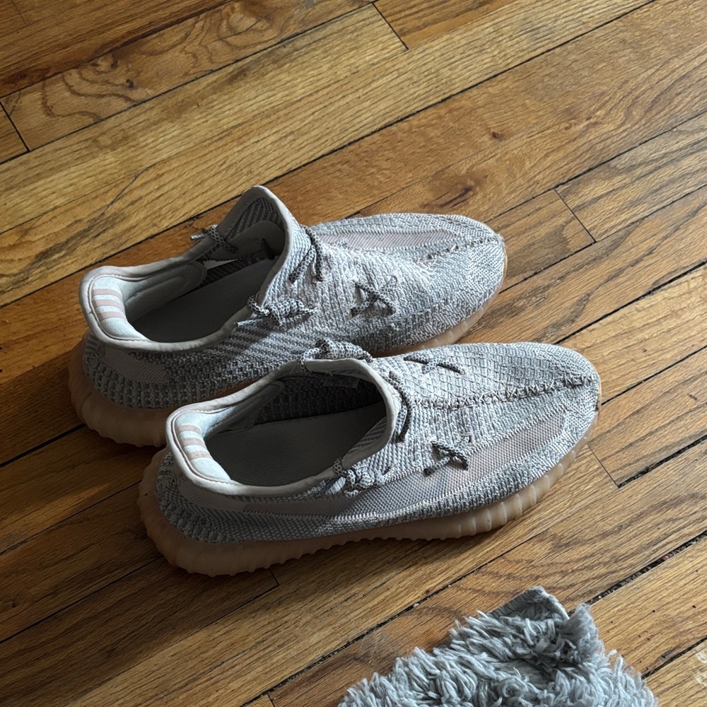 Yeezy 350 “Synth”
